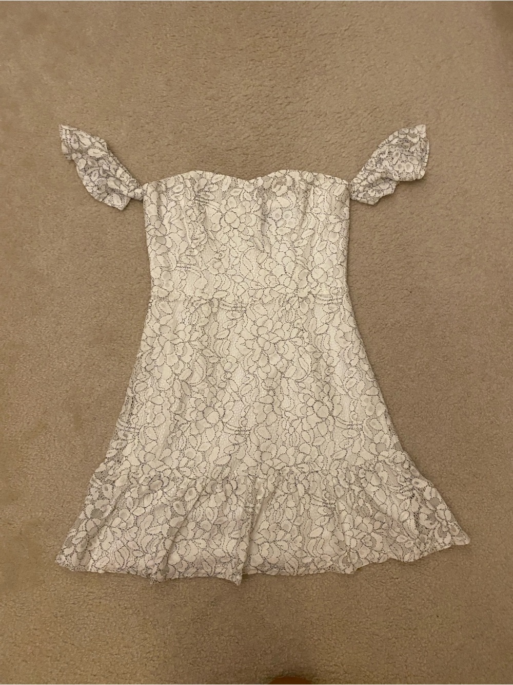 Sugarlips White Lace Strapless Off-Shoulder Mini Dress